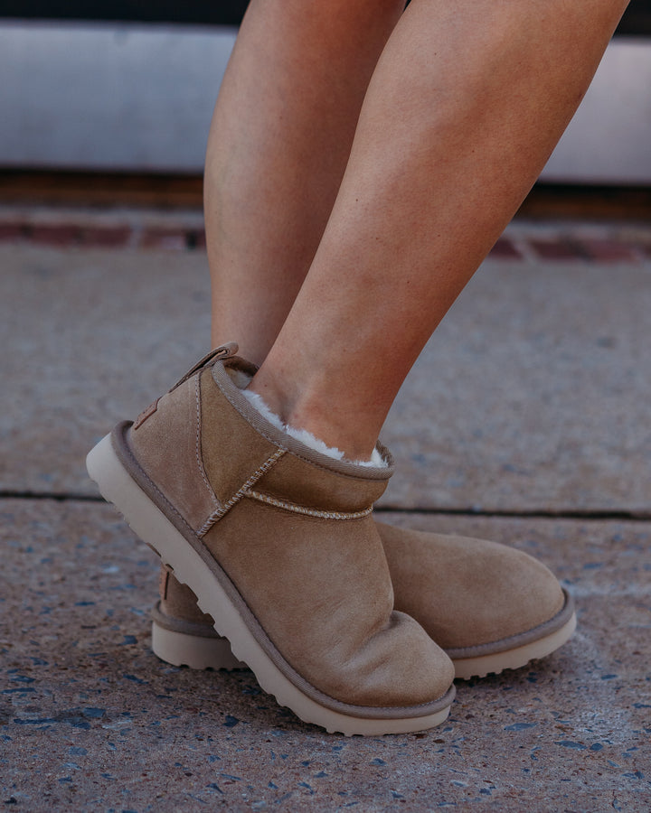 Ugg: Classic Ultra Mini in Sand
