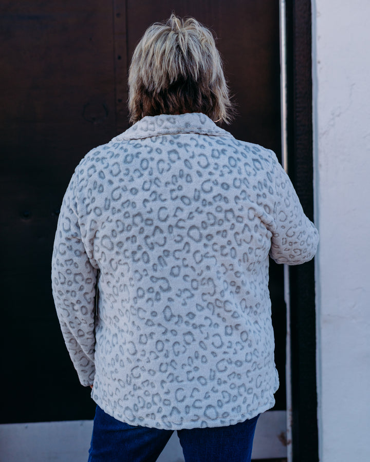 Multiples: (Snow Leopard) Cheetah Pattern Plush Knit Top M45502TM