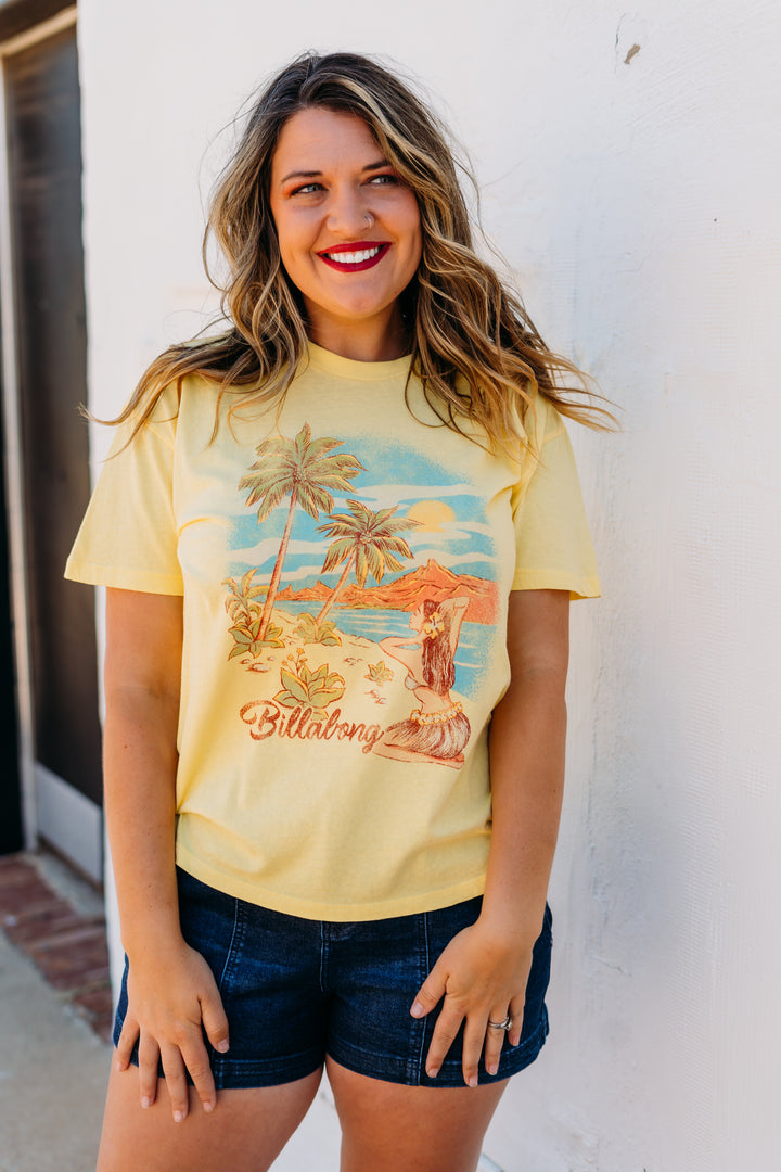 Billabong: Trouble in Paradise Tee in Fresh Squeezed