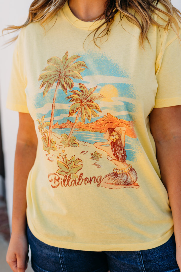 Billabong: Trouble in Paradise Tee in Fresh Squeezed
