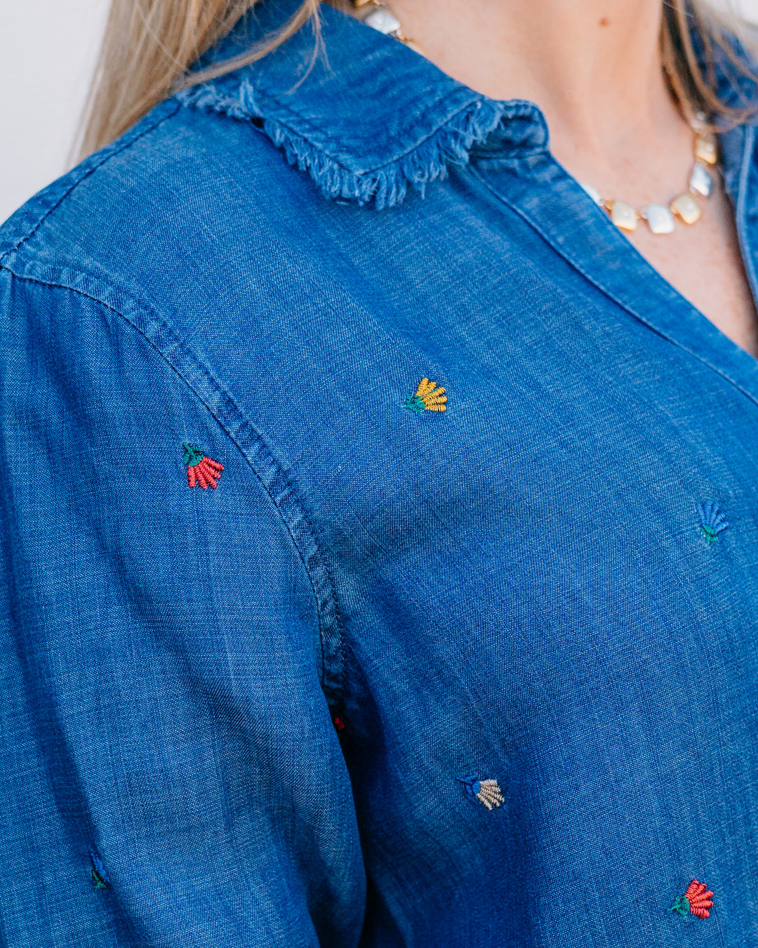 Multiples: Roll Tab Cuffed Long Sleeve Drop Shoulder Y-Neck Botton Front Woven Shirt in Multi (M36301BM)