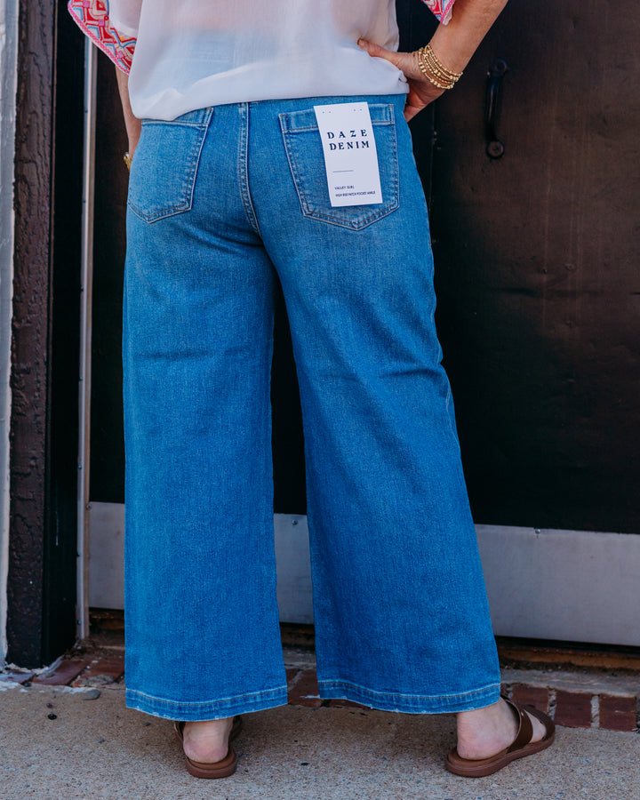 Daze: Valley Girl High Rise Patch Pocket Ankle in Fave