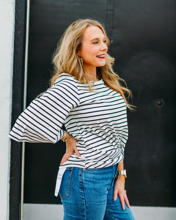 Karen Kane: Stripe Flare Sleeve Pick Up Top in White Black