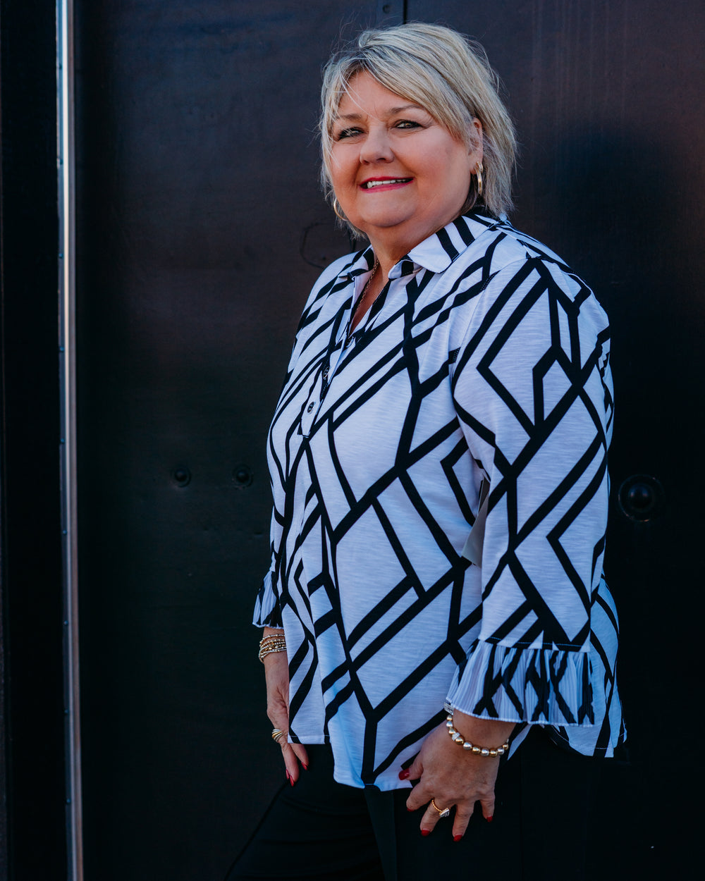 Multiples: Pleated Flounce 3/4 Sleeve Y-Neck Collar Pull Over Top in Black/White Print (M16108TM) - The Vogue Boutique