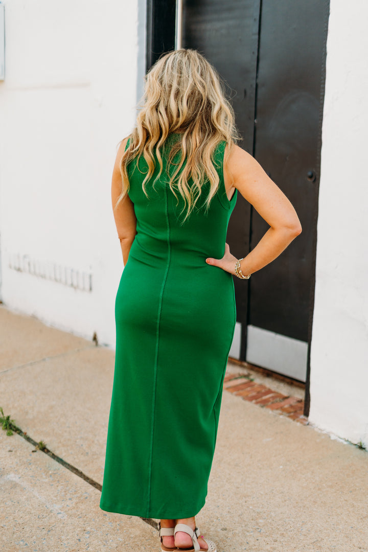 Karen Kane: Sleeveless Ribbed Column Dress in Emerald