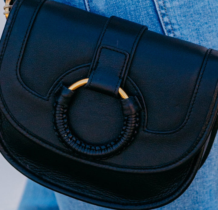 Hobo: Kiva Small Crossbody in Black - The Vogue Boutique