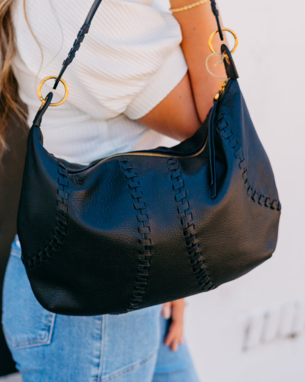 Hobo: Opal Shoulder In Black (82537BLK) - The Vogue Boutique