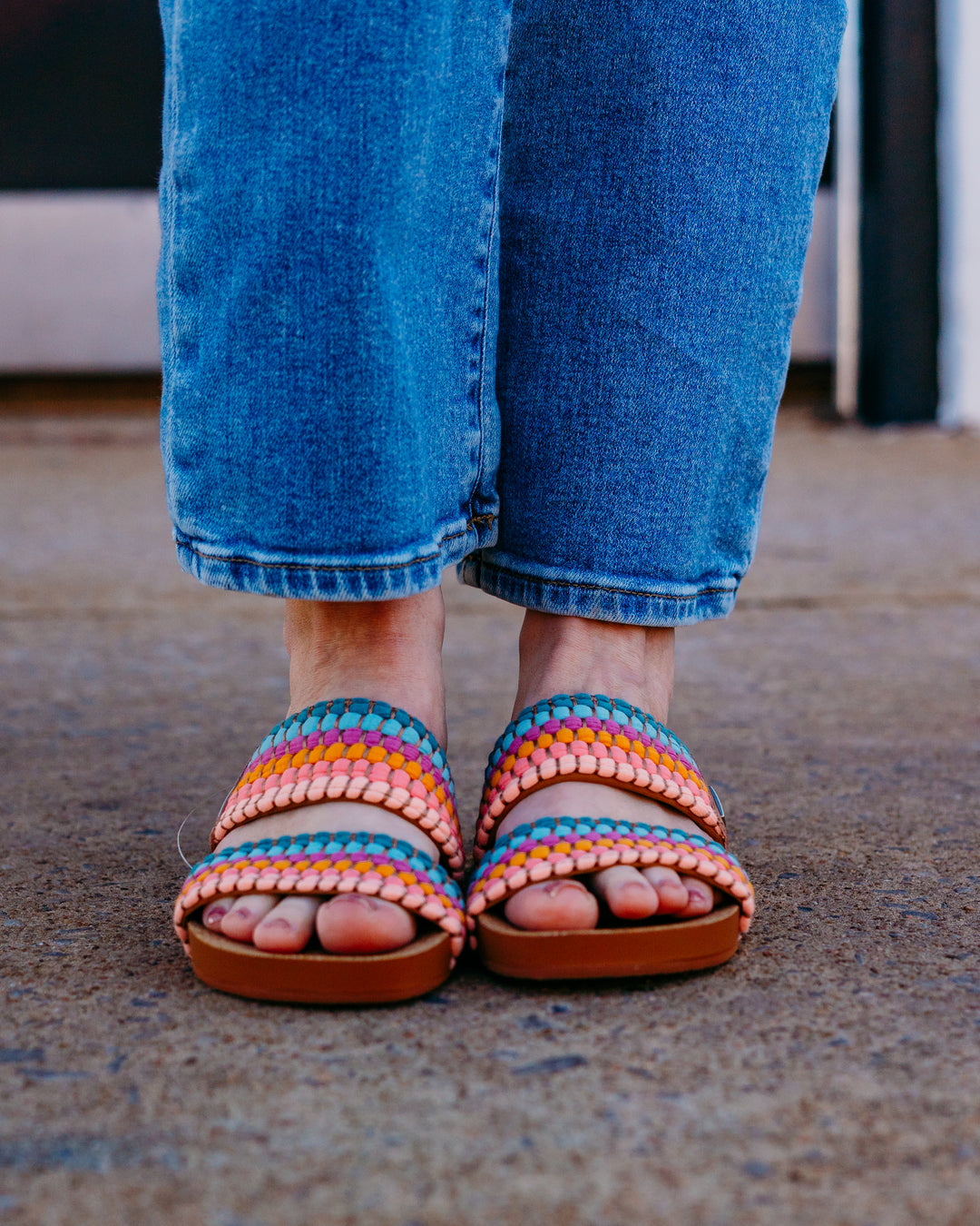 Reef: Cushion Vista in Sherbet Multi - The Vogue Boutique