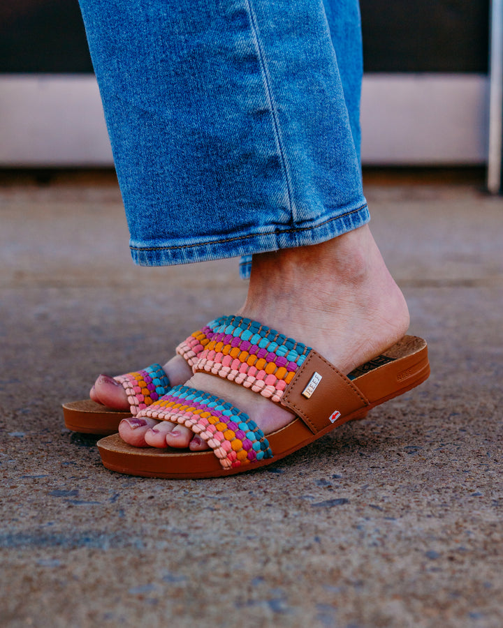 Reef: Cushion Vista in Sherbet Multi - The Vogue Boutique