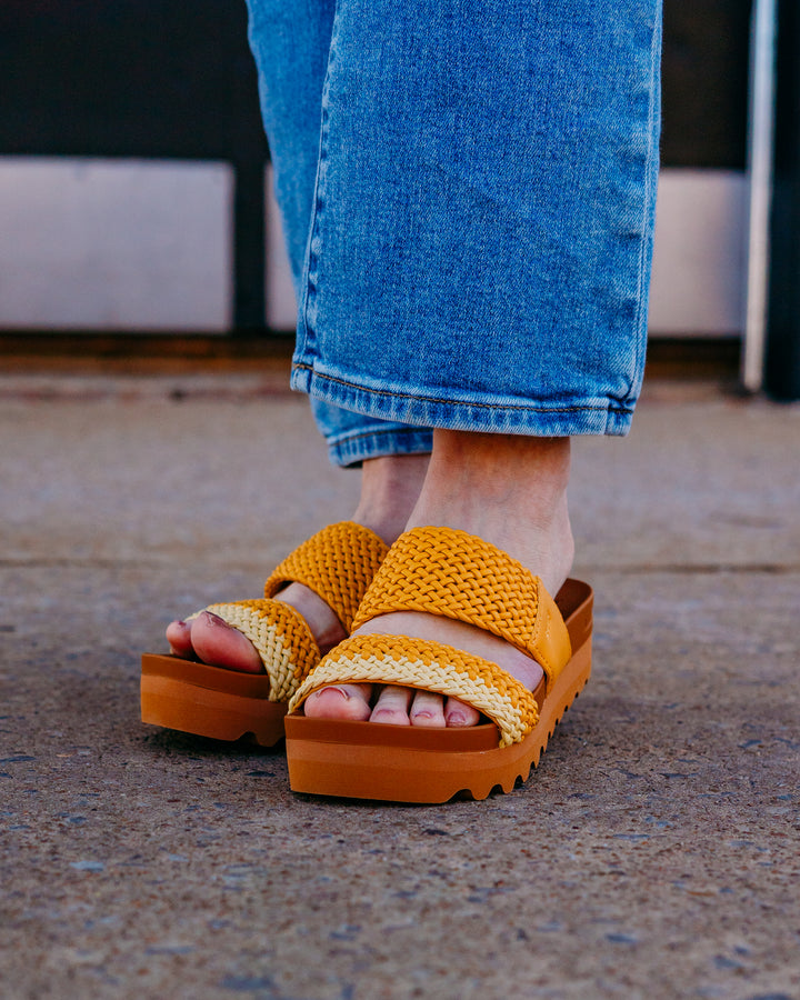 Reef: Cushion Vista Hi in Yellow Duo Braid - The Vogue Boutique
