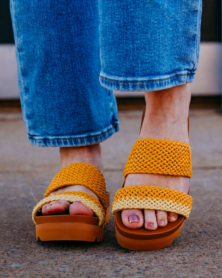 Reef: Cushion Vista Hi in Yellow Duo Braid - The Vogue Boutique