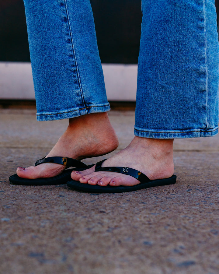 Reef: Solaye Sandal in Black