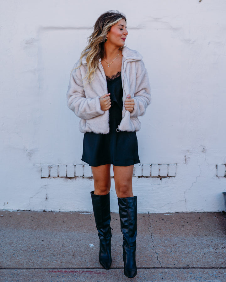 Z Supply: Amethyst Faux Fur Jacket in Crystal (zj253278)