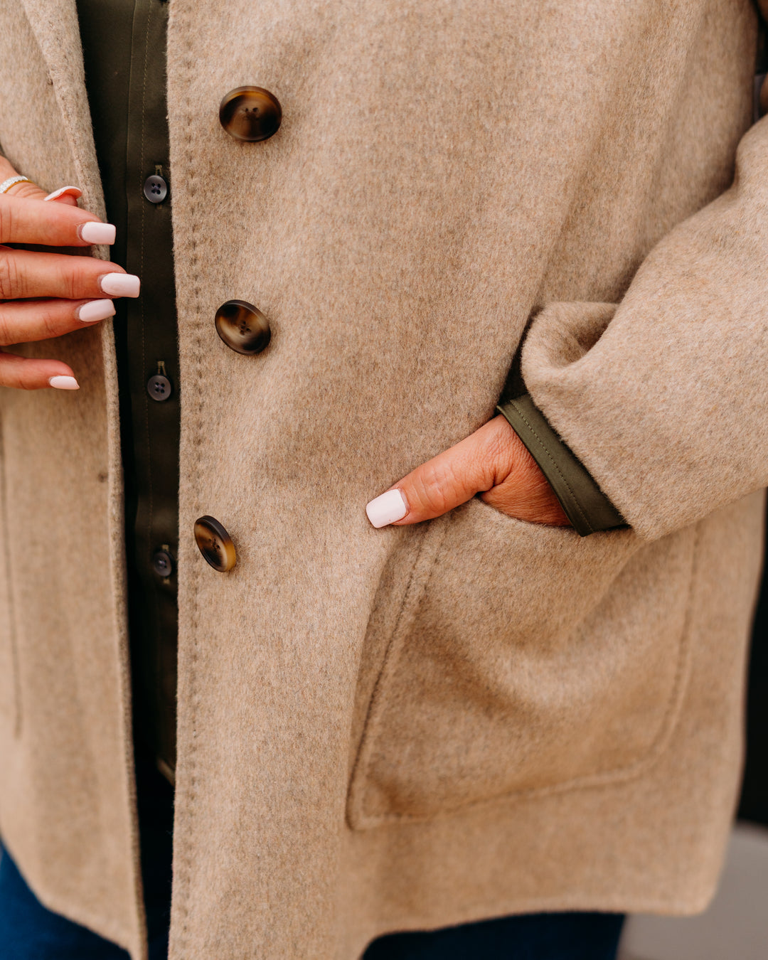 Karen Kane: Oversized Brushed Blazer in Wheat 3L33700