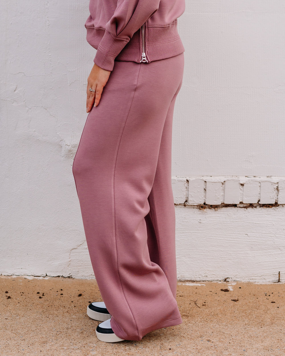 Varley: The Wide Leg Pant 32 in Wistful Mauve - The Vogue Boutique