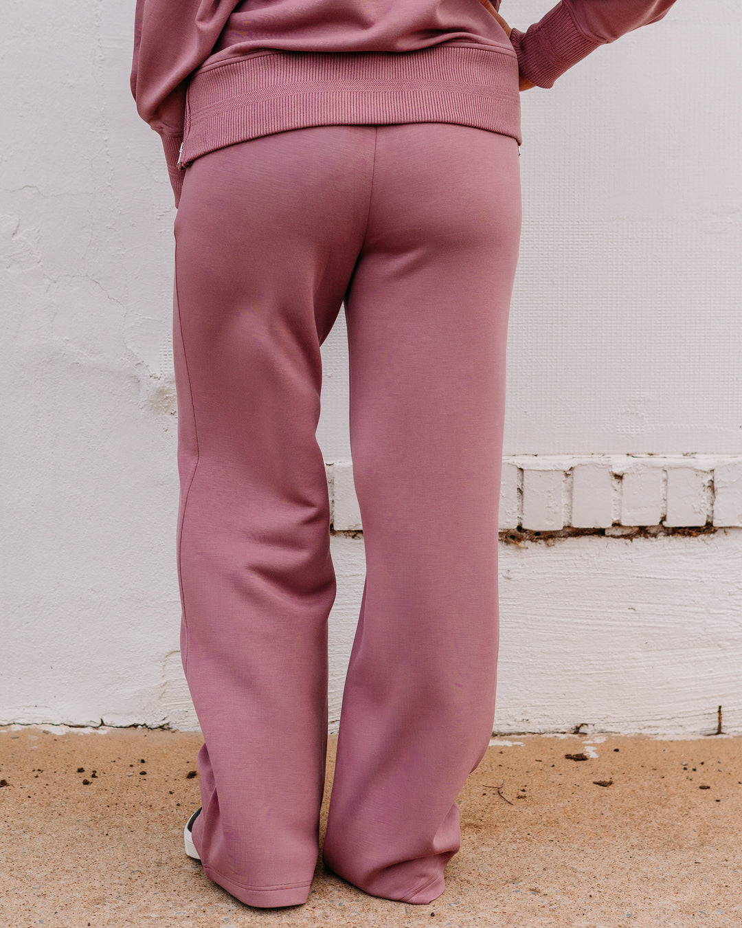 Varley: The Wide Leg Pant 32 in Wistful Mauve - The Vogue Boutique