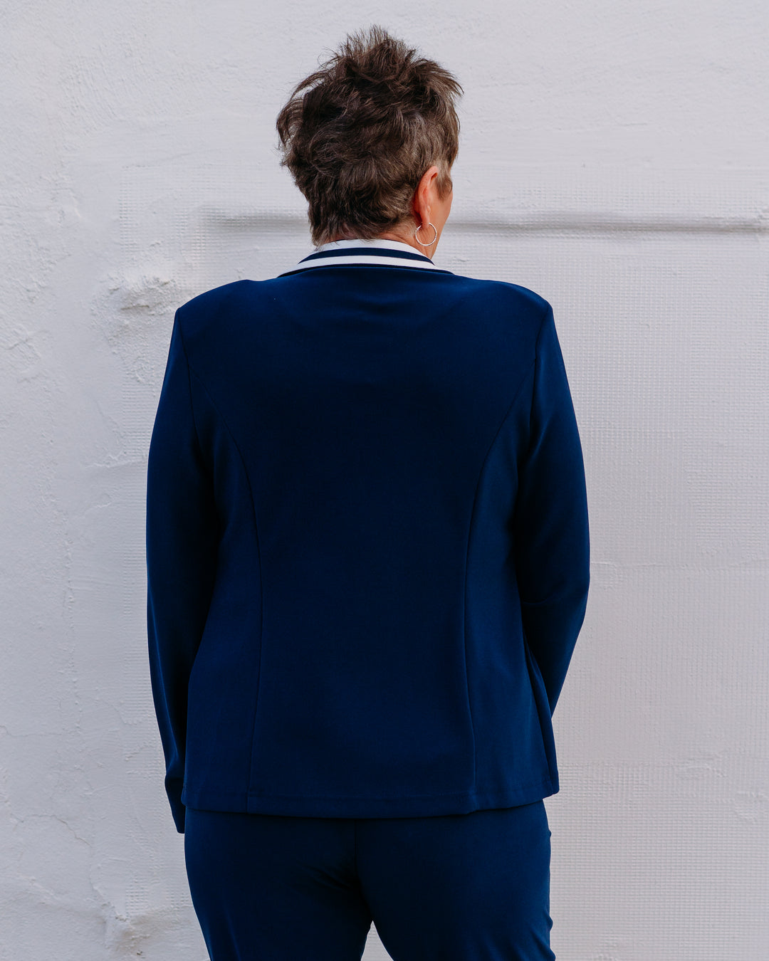 Joseph Ribkoff:Silky Knit Fitted Blazer With Stripe Band Detail in Navy (261622)