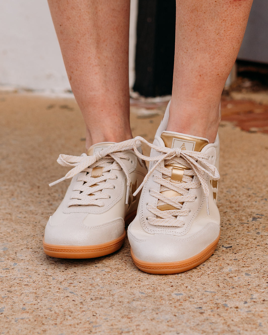 Skechers: Hotshot - Icy Elegance Shoe in Natural