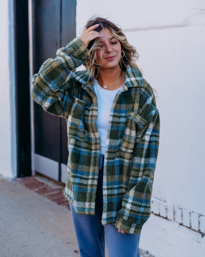 Billabong: Sundown Sherpa Shacket in Carnation