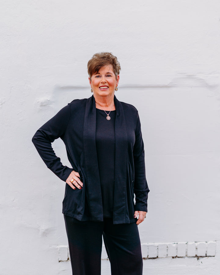 A La Carte: Open Front Cardigan in Black