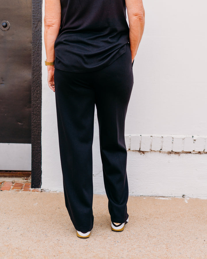 A La Carte: Pull On Pant WIth Pockets in Black (L35106PM)