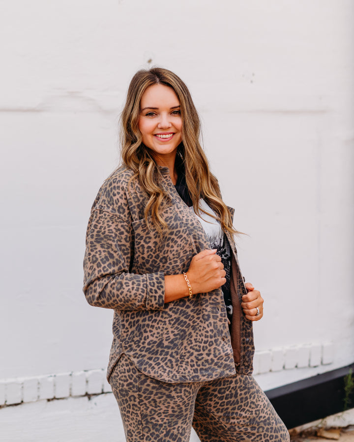 Z Supply: All Day Leopard Jacket in Desert Tan