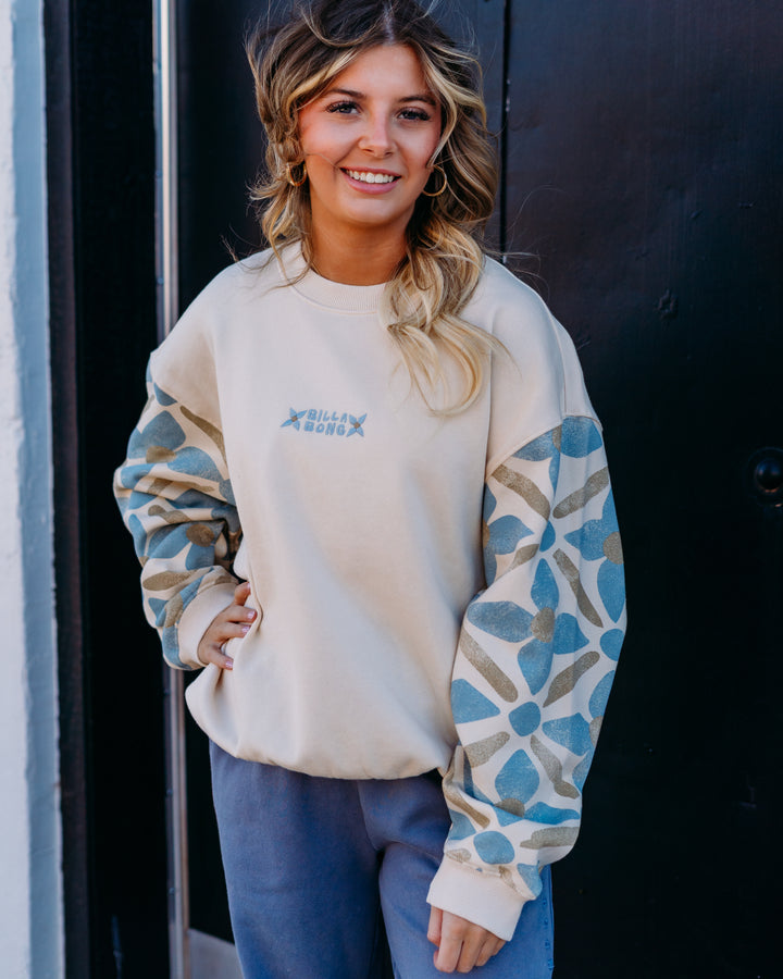 Billabong: Atlas Tide Kendal Crew Sweatshirt in White Cap