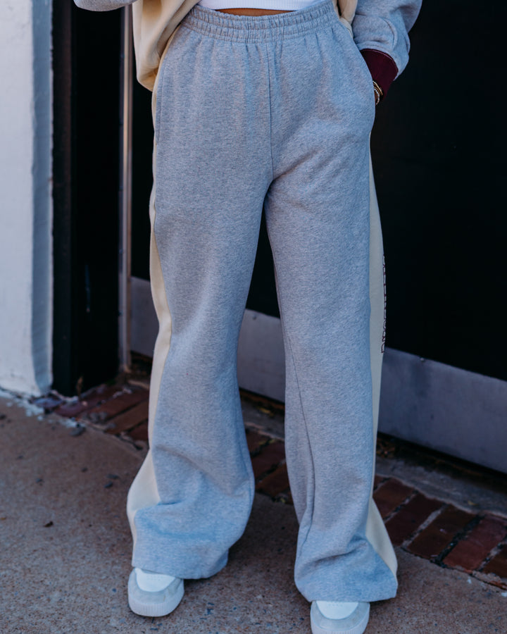 Billabong: Get It Fleece Pants Sweatpants in Heather Grass
