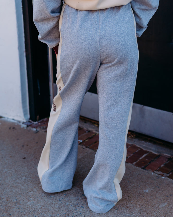 Billabong: Get It Fleece Pants Sweatpants in Heather Grass