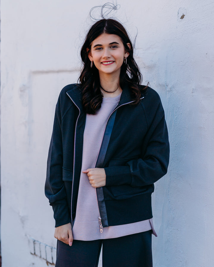 Varley: Roxbury Zip Through in Black (VAR01572)