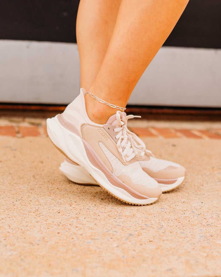 Clarks: Pace Sand Combination(26184591)