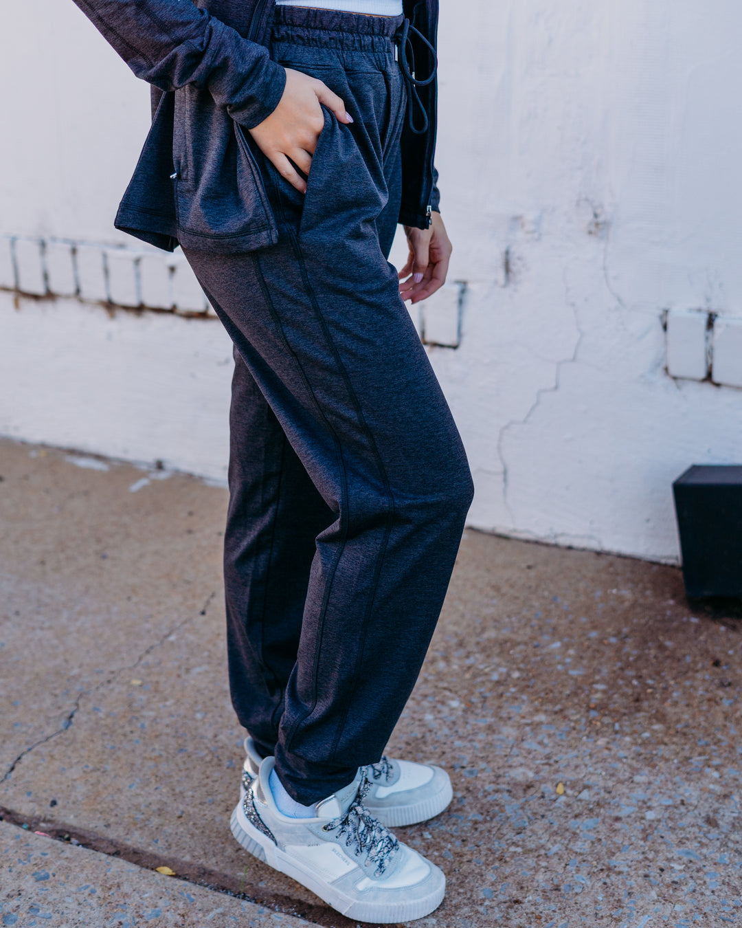 Varley: Aisling Active Sweatpant 29 in Black Marl (VAR02647)