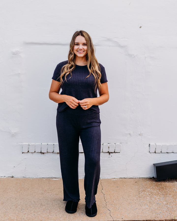 Z Supply: Kara RIb Tee in Black Sand