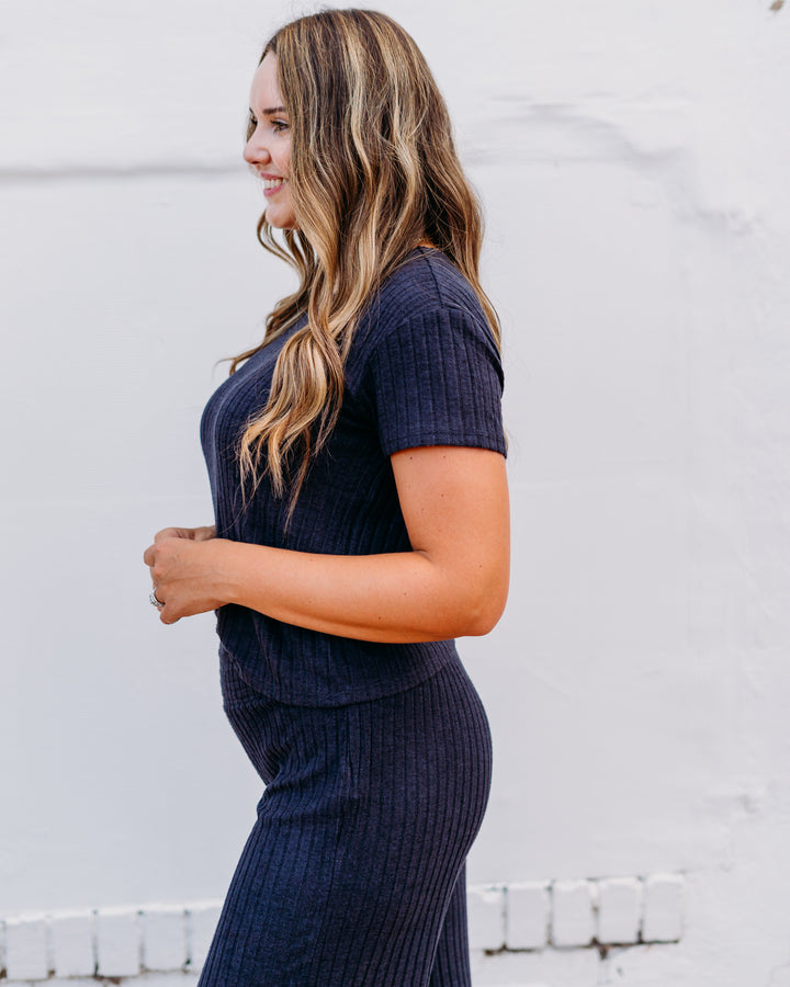 Z Supply: Kara RIb Tee in Black Sand