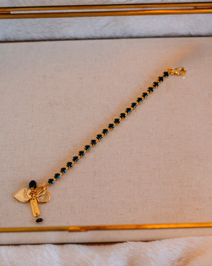 Mariana: Black Small Stone Bracelet - B-4000-280280-YG