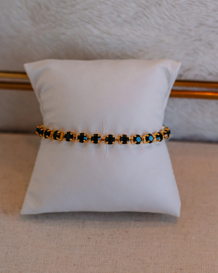 Mariana: Black Small Stone Bracelet - B-4000-280280-YG