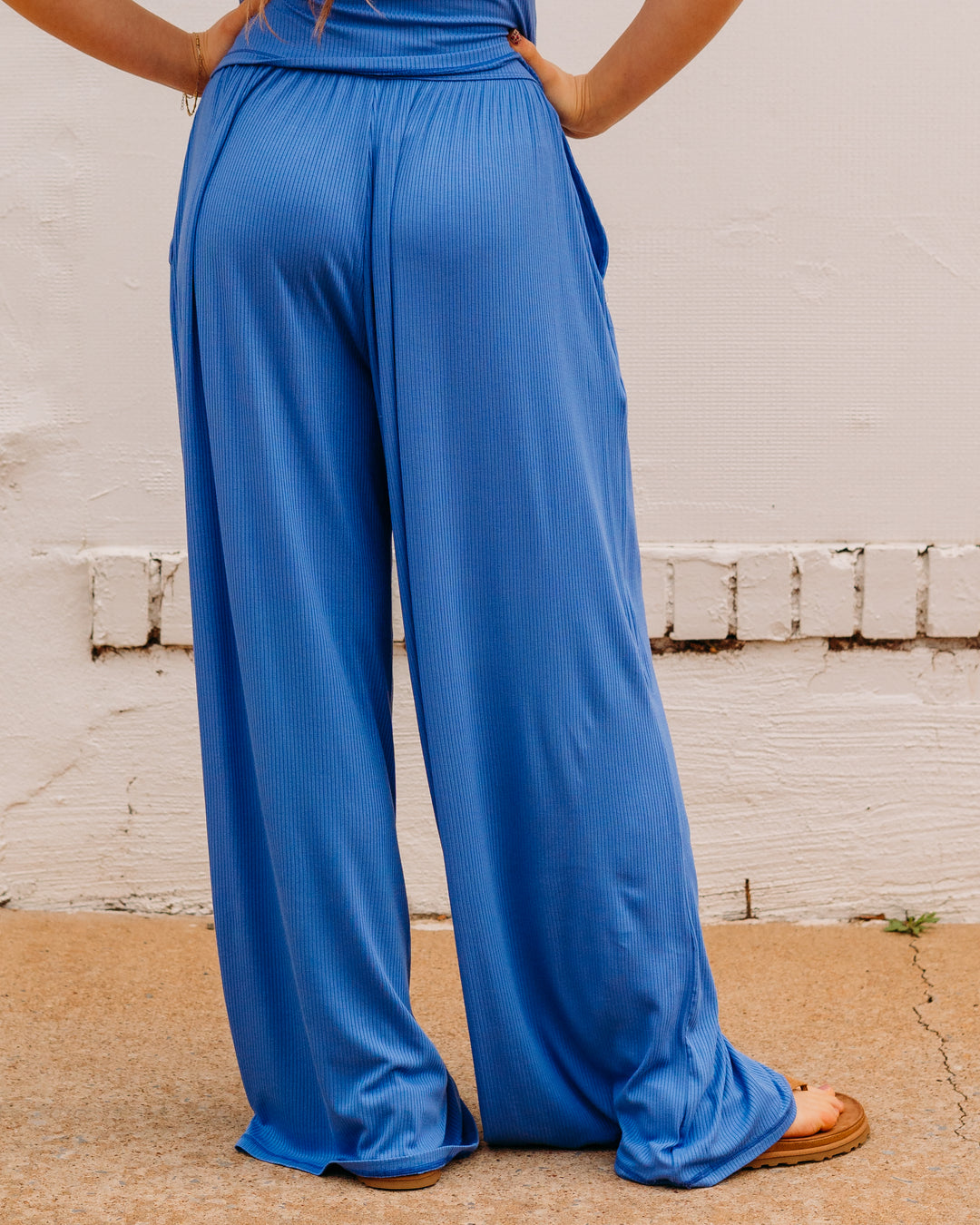 UGG: W Imogen Wide Leg Pant Rib in Betta