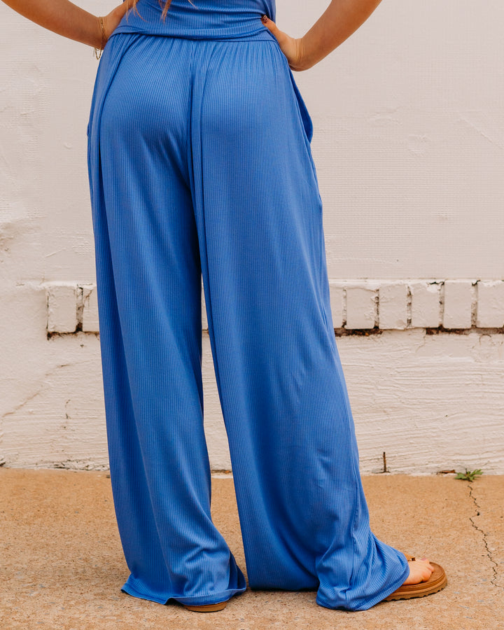UGG: W Imogen Wide Leg Pant Rib in Betta