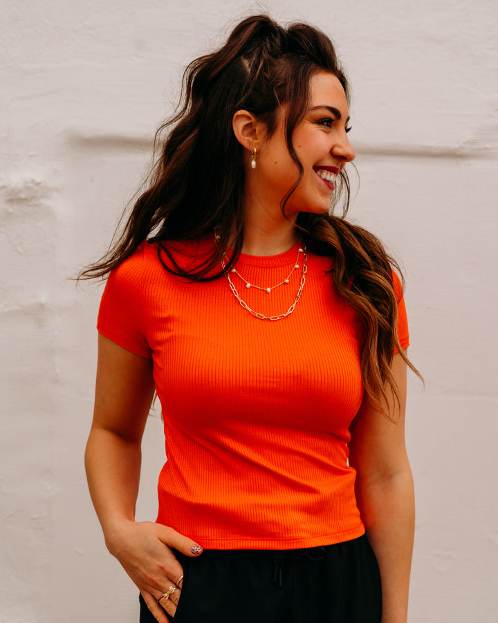UGG: W Miriam Baby Tee Rib in Lobster - The Vogue Boutique