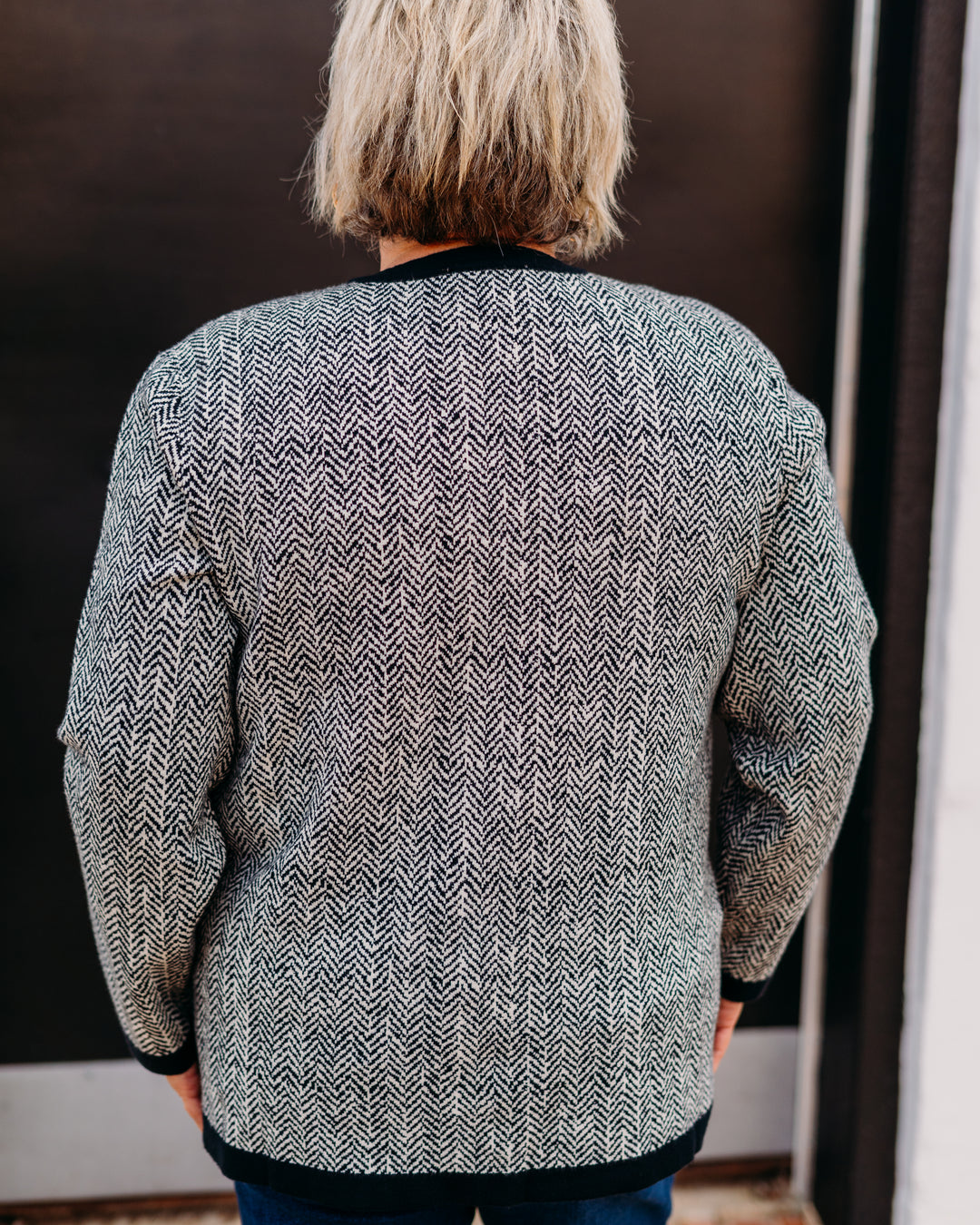 A La Carte: Jacquard Button Front Cardigan in Black