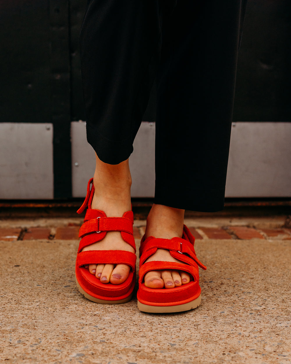 UGG: W Goldenstar Gleam in Red Pepper - The Vogue Boutique