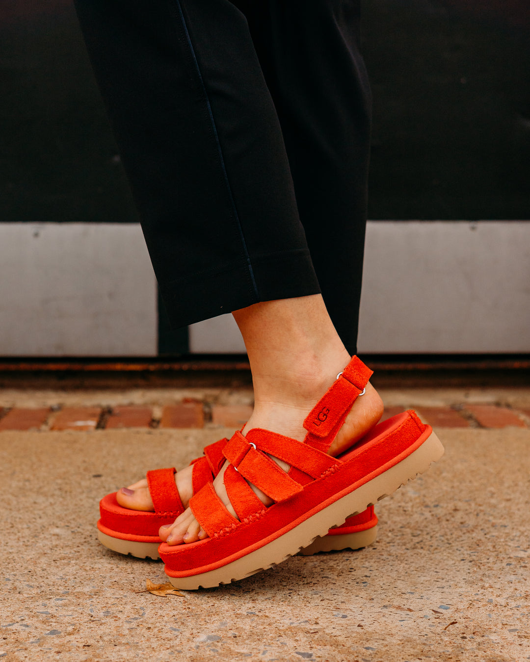 UGG: W Goldenstar Gleam in Red Pepper - The Vogue Boutique