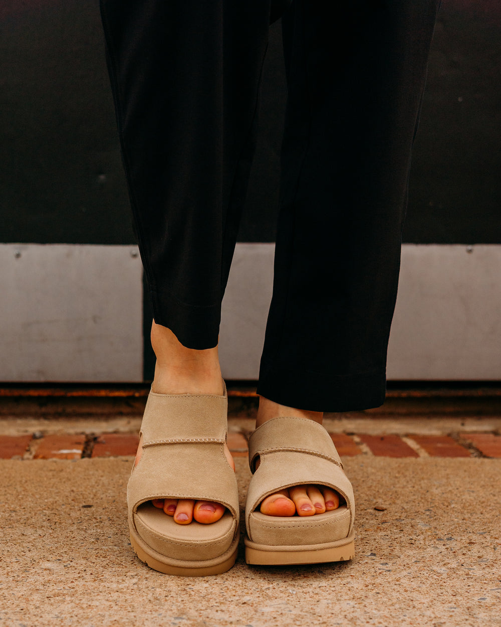 UGG: W Goldenstar Hi Cutout Slide in Sand - The Vogue Boutique