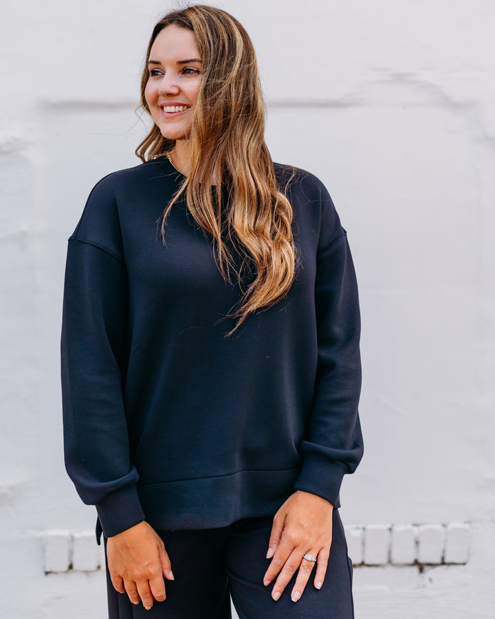 Spanx: Brushed AE Crewneck Top in Very Black 21606R