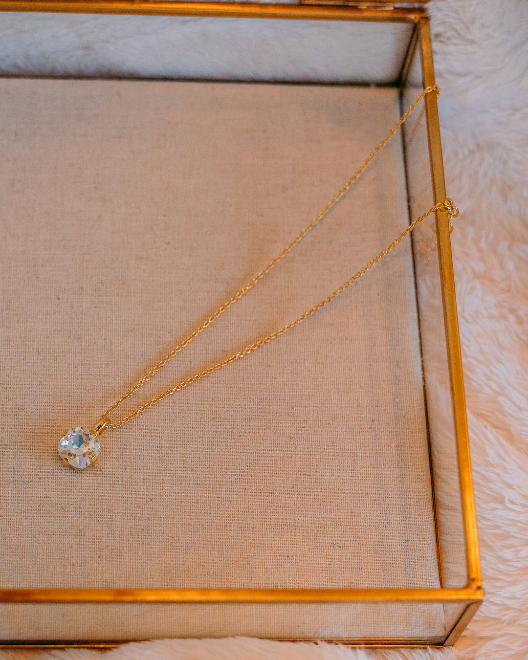 Mariana: Clear Medium Stone Necklace - N-5326/4-216-YG