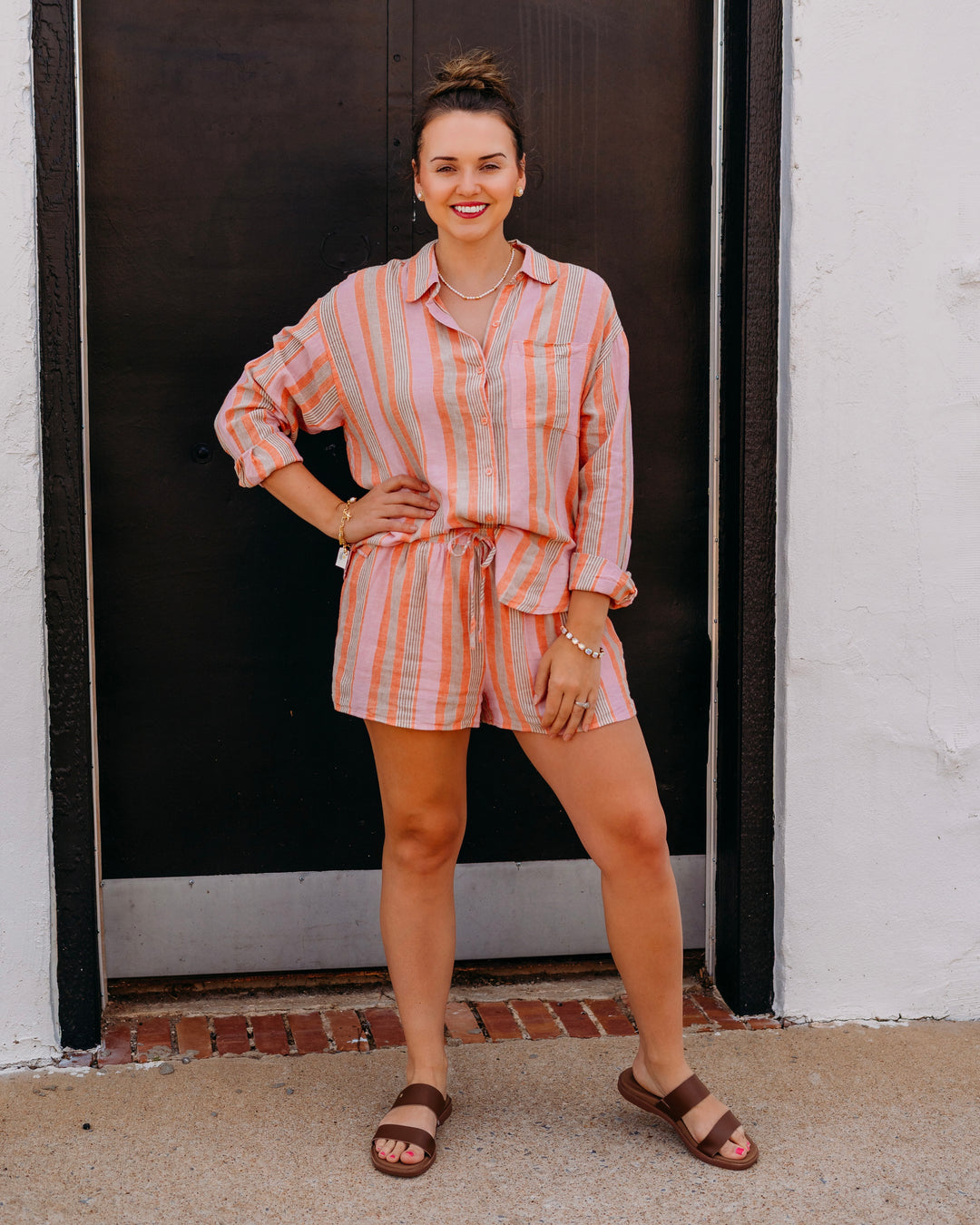 Z Supply: The Perfect Striped Button Up in Tiger Lily (ZT262689)