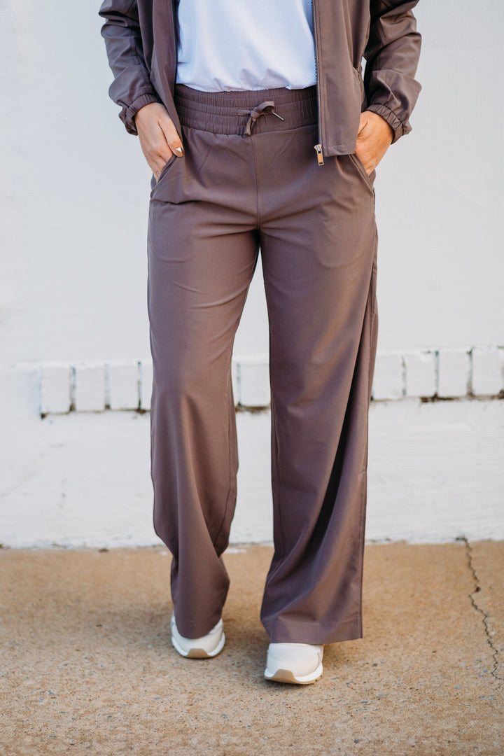 Spanx: On the Move Wide Leg Pant in Smoke