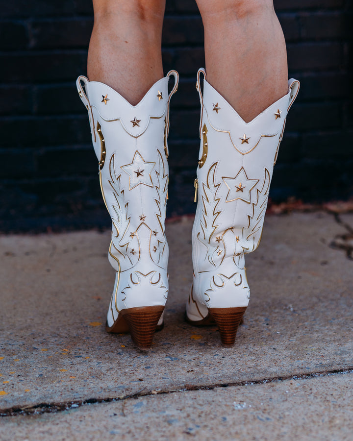 Jessica Simpson: Zembitti in Bright White