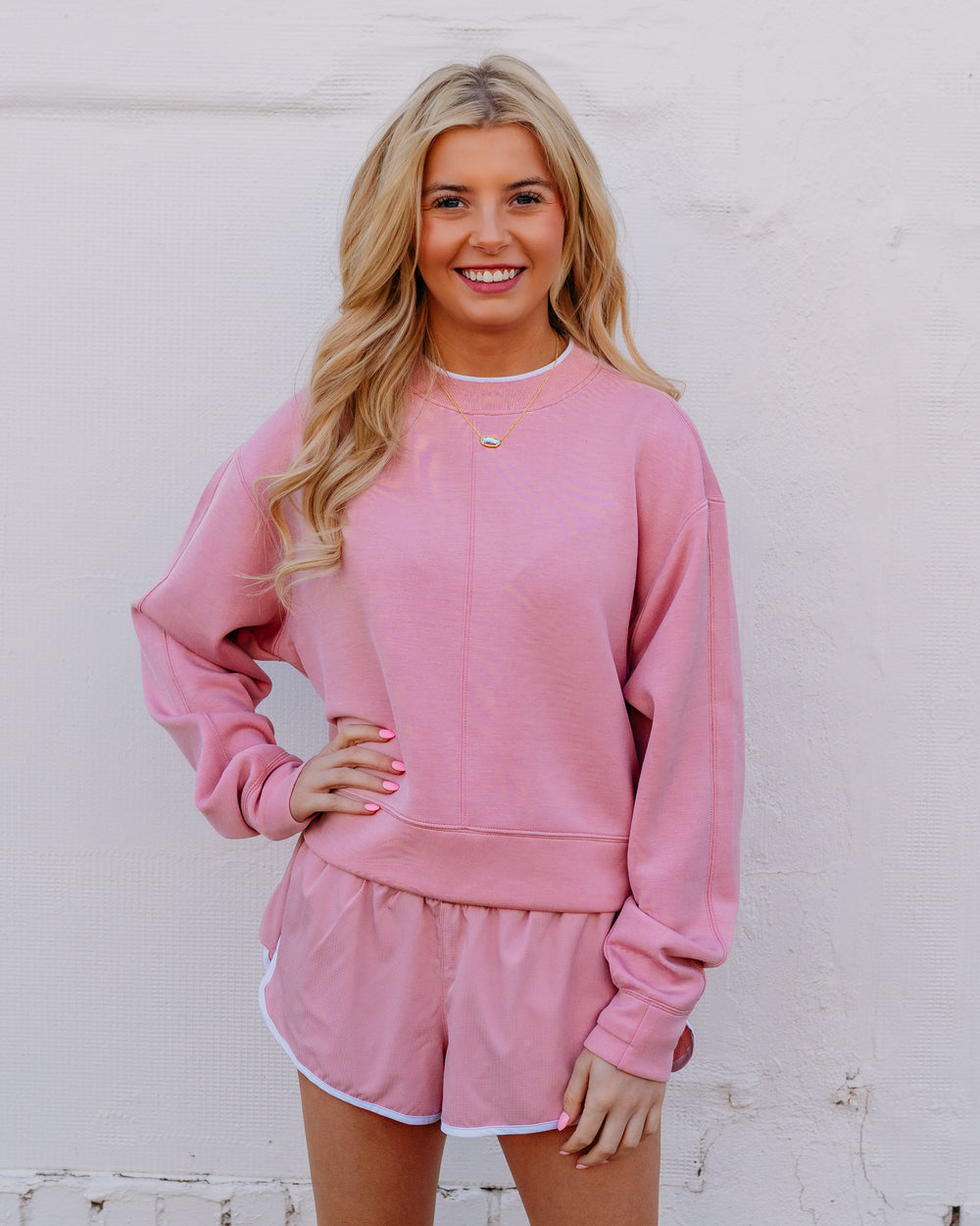 Varley: Tasmin Cropped Sweat in Zephyr Mauve (VAR03107) - The Vogue Boutique
