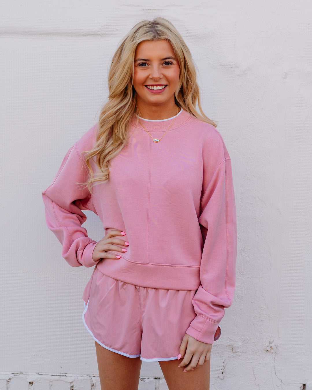 Varley: Tasmin Cropped Sweat in Zephyr Mauve (VAR03107) - The Vogue Boutique